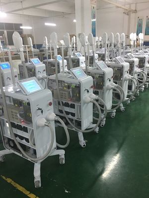 ODM 4000W Cilt Terapisi IPL Tüy Alma Cihazı OPT SHR Teknolojisi